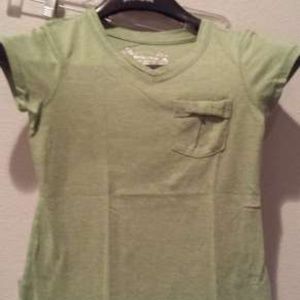 Girls short sleeved tee shirt size M 10/12